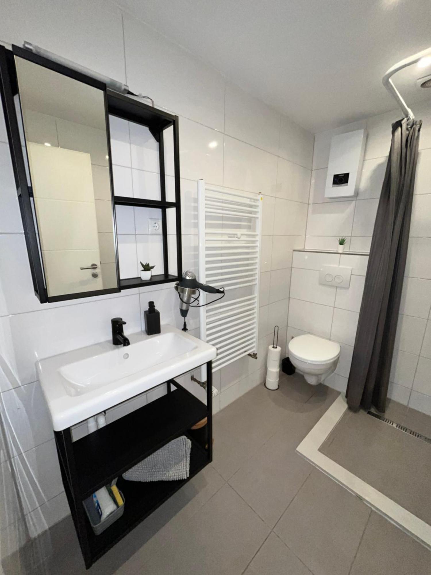 Apartment Central 10B 40Qm Wi-Fi Free Parking Calm Back House Dortmund Extérieur photo
